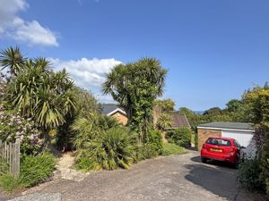 Photo 17- click for photo gallery